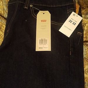 Men Levi's